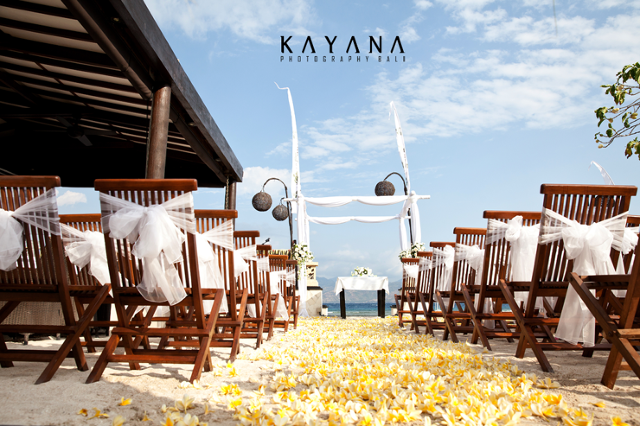 Gili Trawangan Wedding by Lombok Professional Photographer